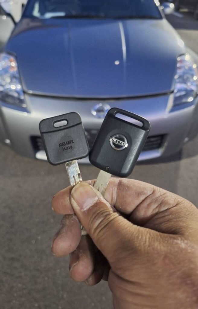 ﻿ NISSAN　フェアレディ33Zイモビライザーキー追加　明朗会計で出張対応