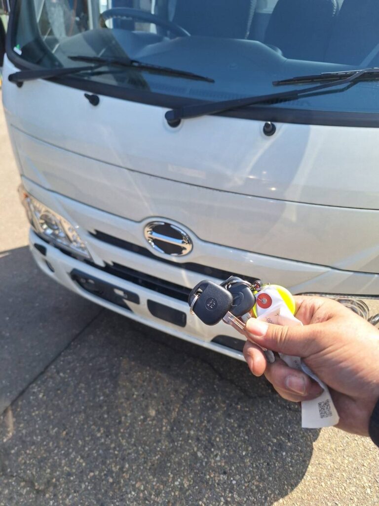 【HINOトラック 令和2年式】イモビライザーキー追加登録｜1本あるうちのスペア作成が安心・安全【石川県・即日対応】🔑🚚