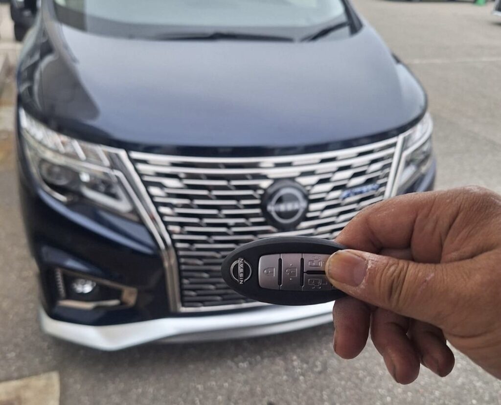 【日産 エルグランド】令和6年式の車内子供閉じ込め（インロック）から1分で解錠！そのままスマートキー全紛失も即日復旧【石川県】